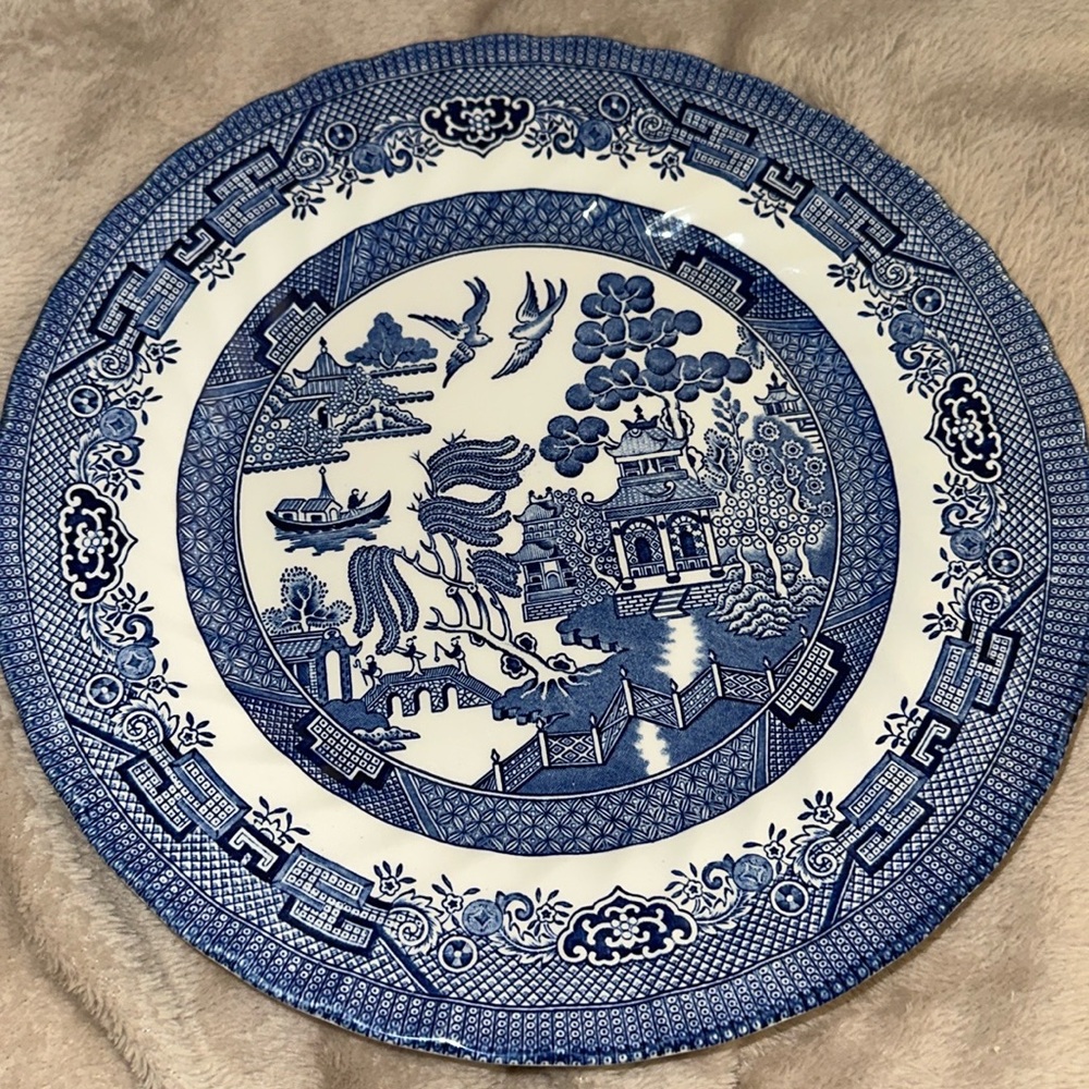 Royal Wessex Blue and White Porcelain 10" Dinner Plate